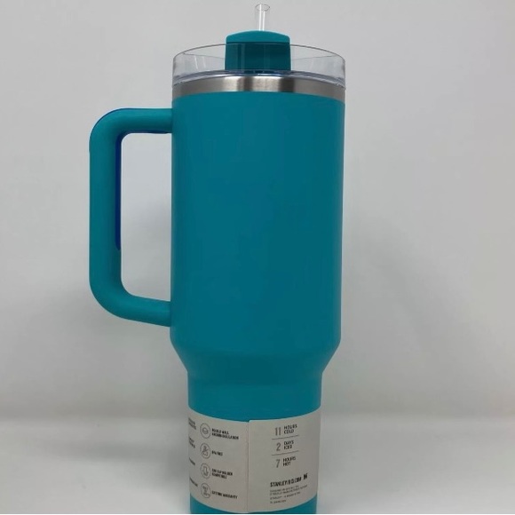 Stanley/Target Aqua 40oz Tumbler Quencher - Picture 4 of 10